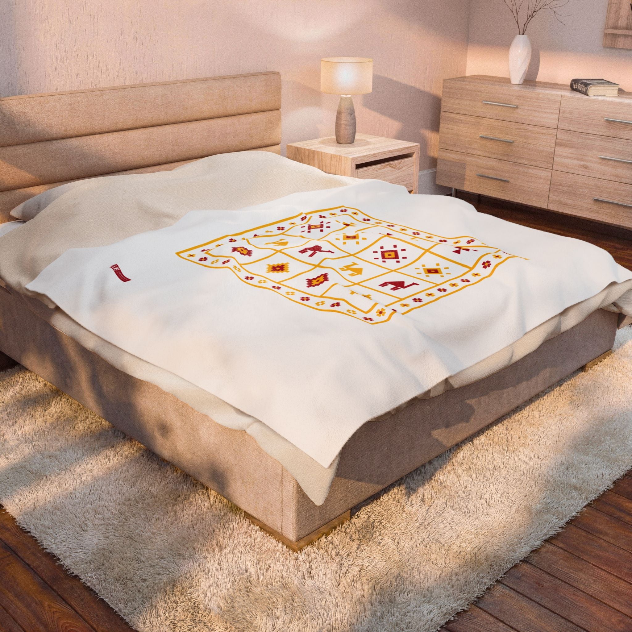 Zemmouri – Couverture en peluche au design berbère marocain traditionnel et authentique